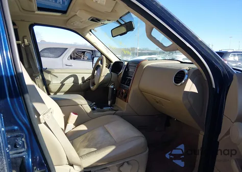 2007 Ford Explorer Eddie Bauer из США, поврежденный, VIN 1FMEU74867UB80909